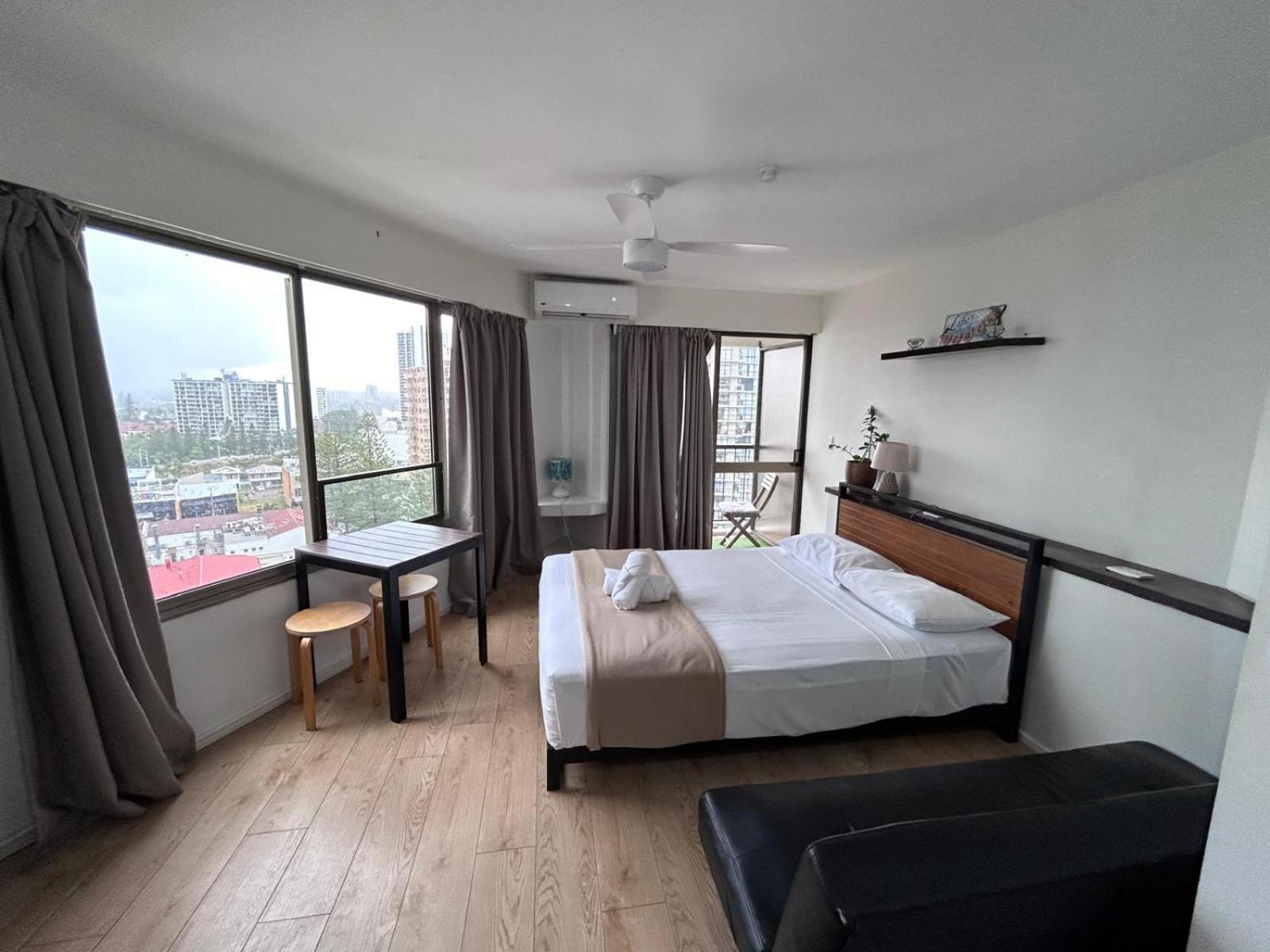 Erika'S Holiday Apartment ゴールドコースト エクステリア 写真