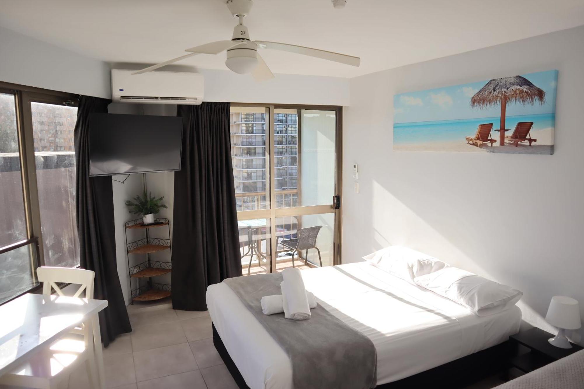 Erika'S Holiday Apartment ゴールドコースト エクステリア 写真