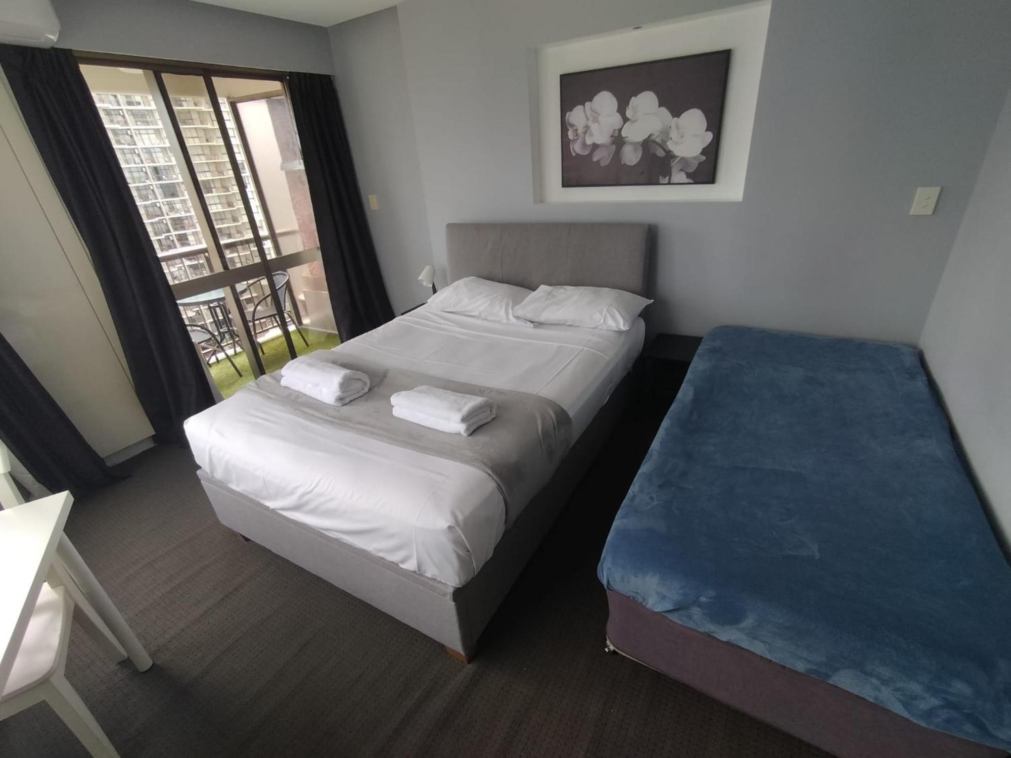 Erika'S Holiday Apartment ゴールドコースト エクステリア 写真
