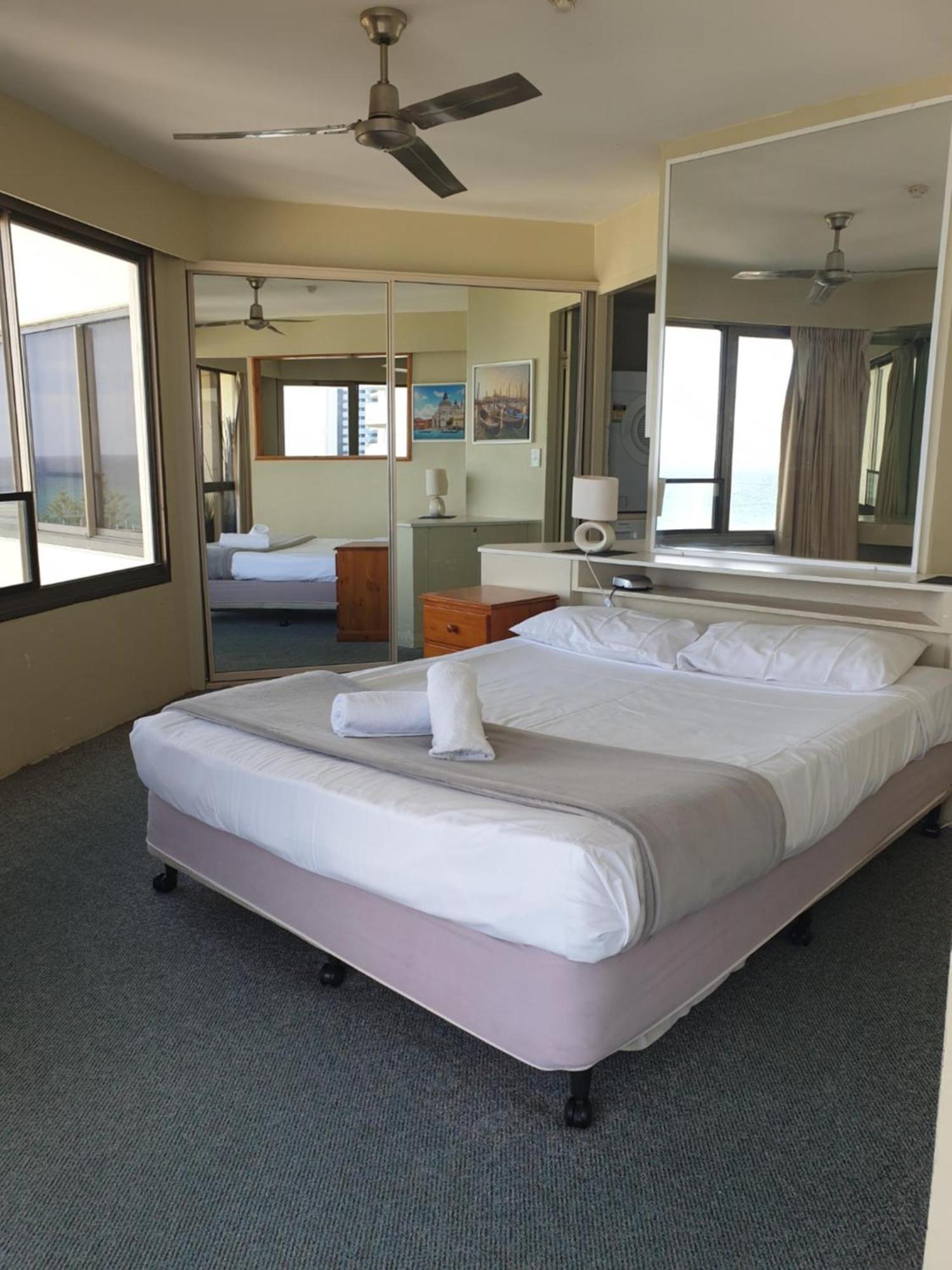 Erika'S Holiday Apartment ゴールドコースト エクステリア 写真